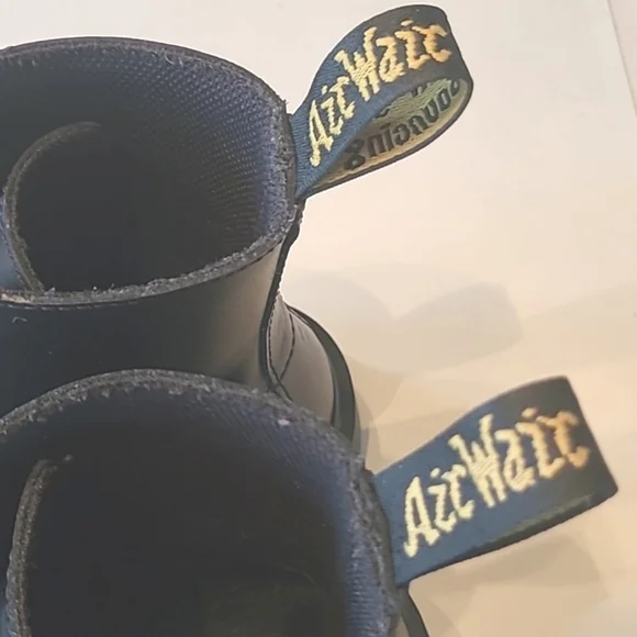 Dr. Martens Luana Black Leather Boots-Size 7 -EUC - Picture 7 of 8